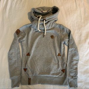 NAKETANO Women’s Chunky Cowel Neck Hoodie